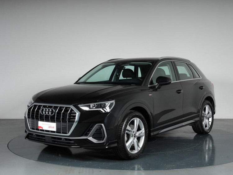 Auto Audi Q3 35 2.0 tdi S Line Edition s-tronic Usata in vendita presso concessionaria Frav a 25.500&euro; - foto numero 1