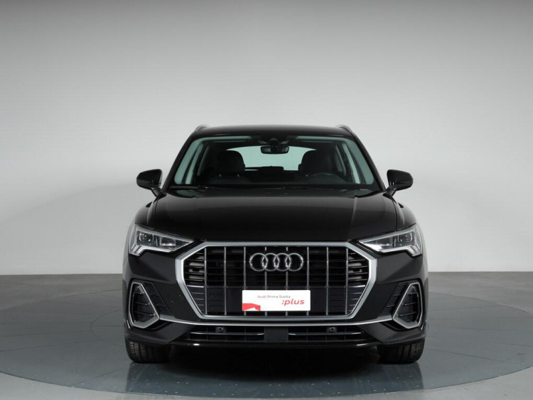 Auto Audi Q3 35 2.0 tdi S Line Edition s-tronic Usata in vendita presso concessionaria Frav a 25.500&euro; - foto numero 2
