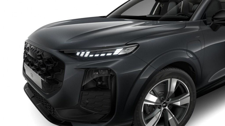 Auto Audi Q3 1.5 e-hybrid S line edition 272cv s-tronic Nuova in vendita presso concessionaria Frav a 62.228&euro; - foto numero 2