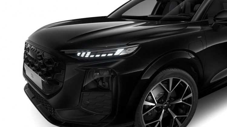 Auto Audi Q3 1.5 e-hybrid S line edition 272cv s-tronic Nuova in vendita presso concessionaria Frav a 68.518&euro; - foto numero 2