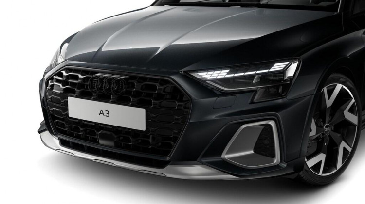 Auto Audi A3 Allstreet allstreet 35 1.5 tfsi mhev Identity Contrast s-tronic Nuova in vendita presso concessionaria Frav a 49.084&euro; - foto numero 2