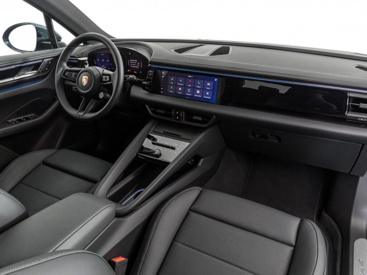 Auto Porsche Macan 4 Electric 4 Km 0 in vendita presso concessionaria Frav a 112.500&euro; - foto numero 4