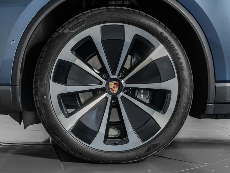 Auto Porsche Macan 4 Electric 4 Km 0 in vendita presso concessionaria Frav a 112.500&euro; - foto numero 5