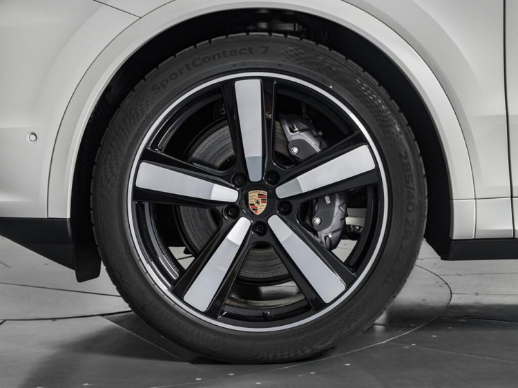 Auto Porsche Cayenne E-Hybrid Coupe Coupe 3.0 e-hybrid 5p.ti tiptronic Km 0 in vendita presso concessionaria Frav a 143.000&euro; - foto numero 5