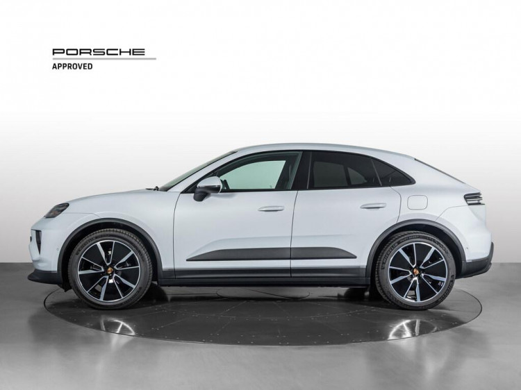 Auto Porsche Macan Macan Km 0 in vendita presso concessionaria Frav a 89.000&euro; - foto numero 2