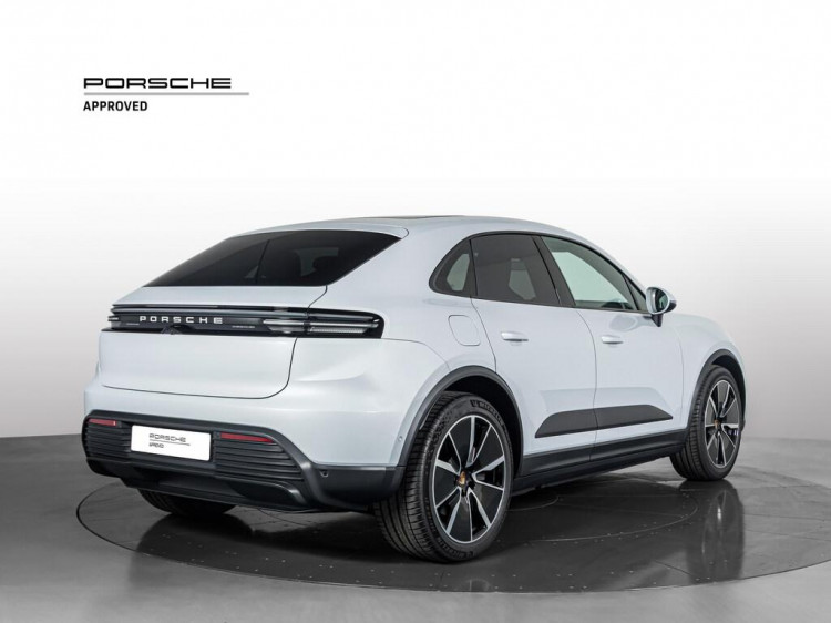 Auto Porsche Macan Macan Km 0 in vendita presso concessionaria Frav a 89.000&euro; - foto numero 3