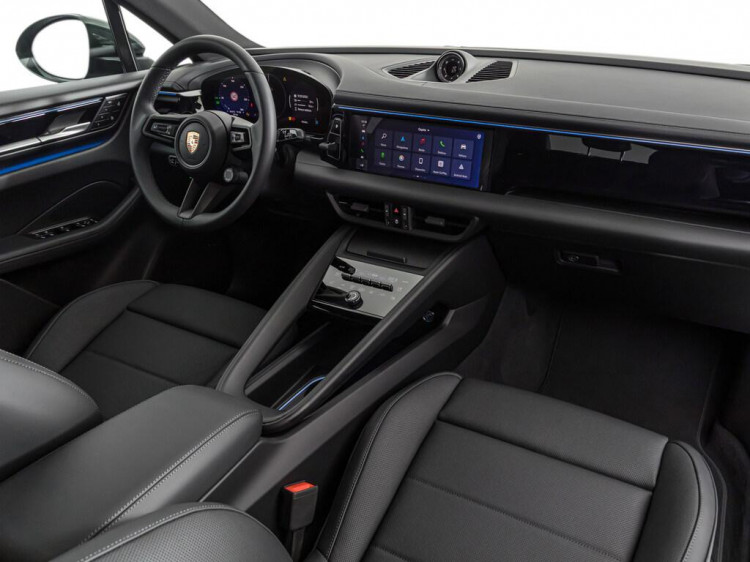 Auto Porsche Macan 4 Electric 4 Km 0 in vendita presso concessionaria Frav a 105.000&euro; - foto numero 4