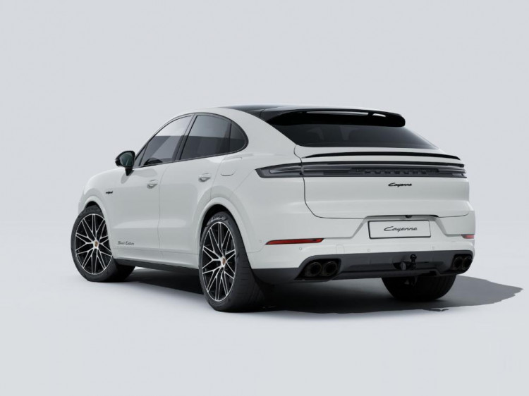 Auto Porsche Cayenne E-Hybrid Coupe Coupe 3.0 e-hybrid Black Edition 5p.ti tiptronic Nuova in vendita presso concessionaria Frav a 152.719&euro; - foto numero 2