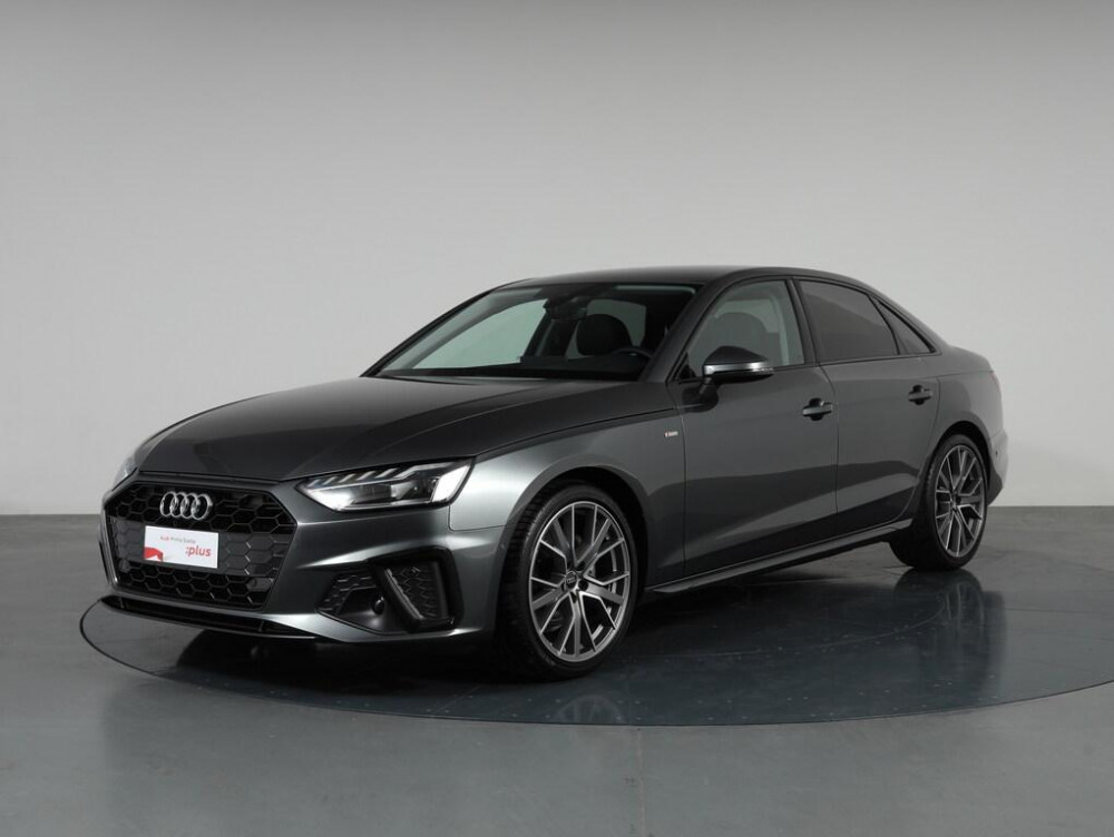 Auto Audi A4 30 2.0 tdi mhev S line edition 136cv s-tronic Usata in vendita presso concessionaria Frav s.r.l. - Audi e Porsche a Vicenza a 36.900&euro; - foto numero 1