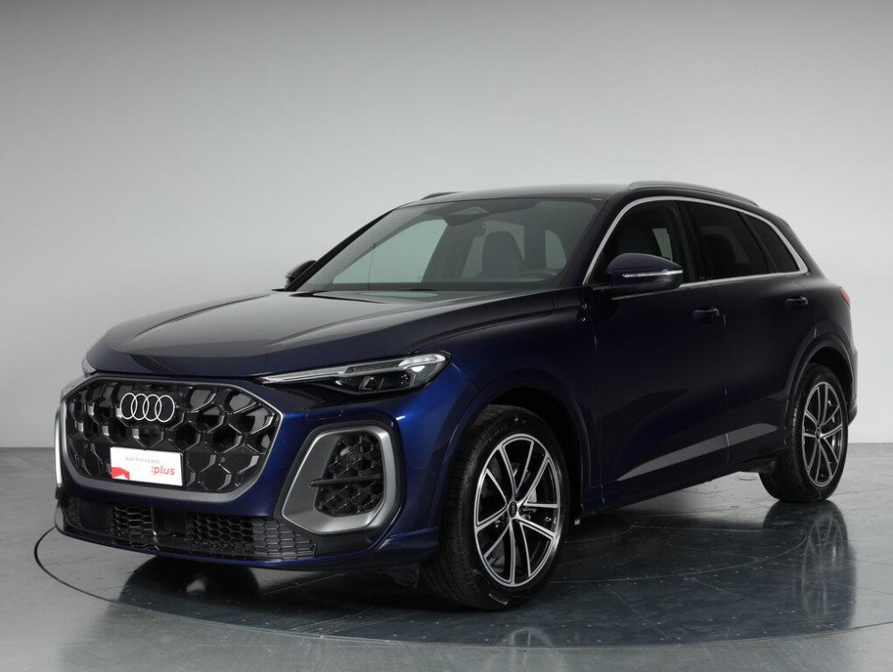 Auto Audi Q5 2.0 tdi mhev+ Launch edition S line quattro 204cv s-tronic Aziendale in vendita presso concessionaria Frav s.r.l. - Audi e Porsche a Vicenza a 69.800&euro; - foto numero 1