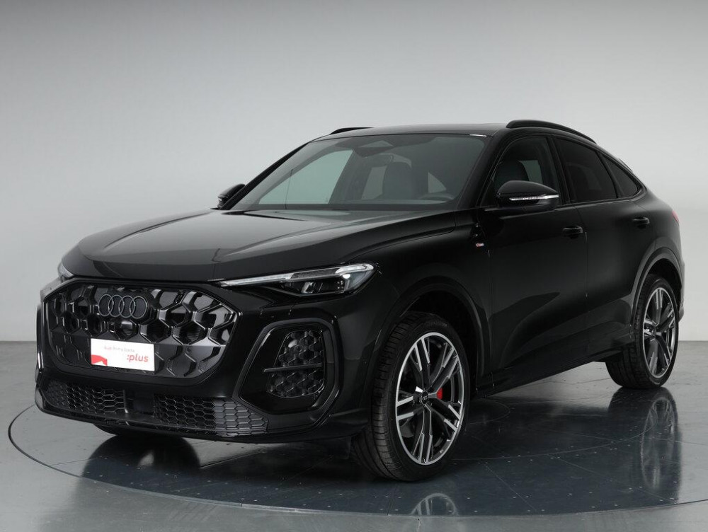 Auto Audi Q5 Sportback Sportback 2.0 tdi mhev+ S line edition quattro 204cv s-tronic Km 0 in vendita presso concessionaria Frav s.r.l. - Audi e Porsche a Vicenza a 83.900€ - foto numero 1