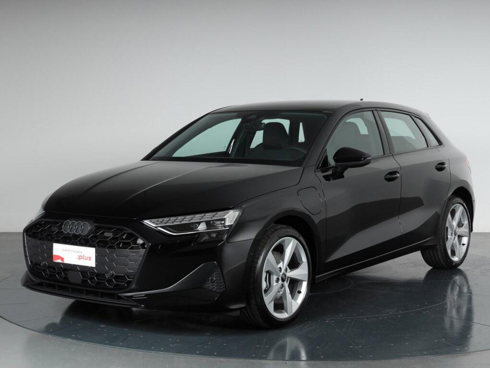 Auto Audi A3 Sportback TFSI e Sportback 40 1.5 tfsi e Business Advanced s-tronic Km 0 in vendita presso concessionaria Frav s.r.l. - Audi e Porsche a Vicenza a 48.500&euro; - foto numero 1