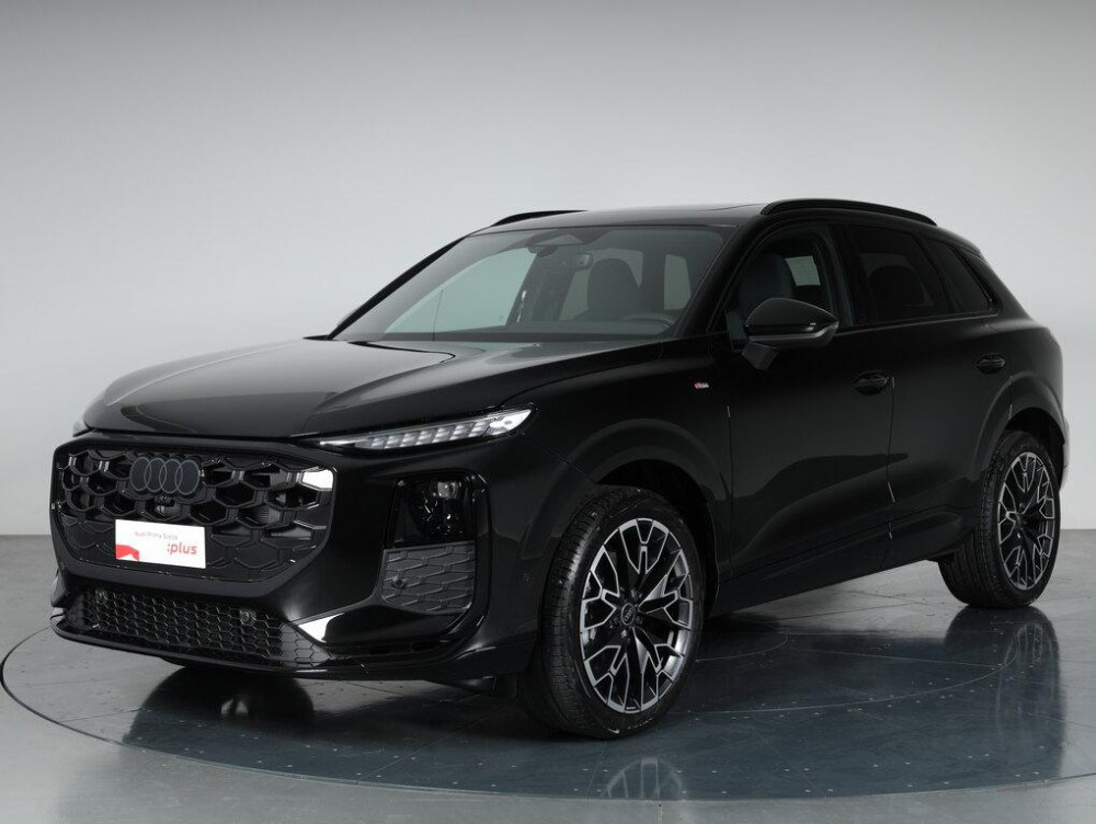 Auto Audi Q3 2.0 tdi S line edition 150cv s-tronic Km 0 in vendita presso concessionaria Frav s.r.l. - Audi e Porsche a Vicenza a 60.900&euro; - foto numero 1