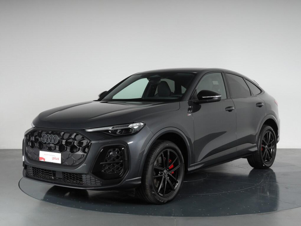 Auto Audi Q5 Sportback Sportback 2.0 tdi mhev+ S line edition quattro 204cv s-tronic Km 0 in vendita presso concessionaria Frav s.r.l. - Audi e Porsche a Vicenza a 78.900&euro; - foto numero 1