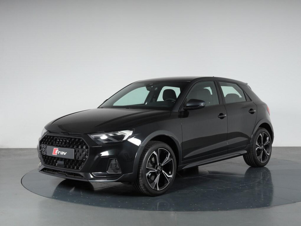 Auto Audi A1 Allstreet Allstreet 35 1.5 tfsi Identity Contrast 150cv s tronic Aziendale in vendita presso concessionaria Frav s.r.l. - Audi e Porsche a Vicenza a 33.500&euro; - foto numero 1
