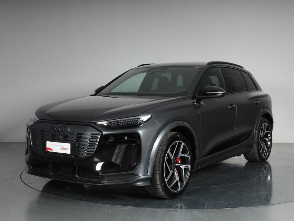 Auto Audi SQ6 e-tron sport attitude quattro Usata in vendita presso concessionaria Frav s.r.l. - Audi e Porsche a Vicenza a 75.900&euro; - foto numero 1
