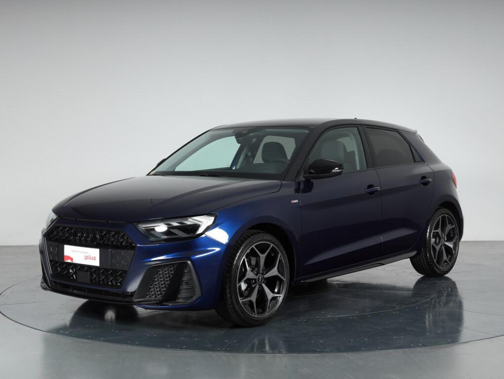 Auto Audi A1 Sportback Sportback 35 1.5 tfsi Identity Black s-tronic Aziendale in vendita presso concessionaria Frav s.r.l. - Audi e Porsche a Vicenza a 35.400&euro; - foto numero 1