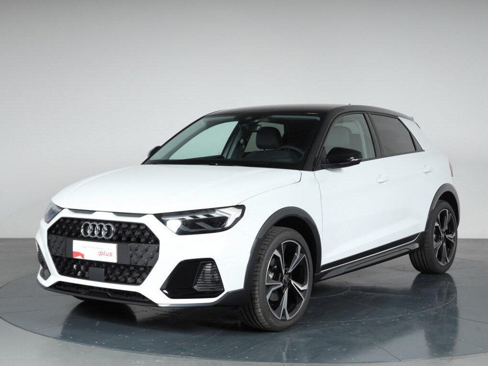 Auto Audi A1 Allstreet allstreet 30 1.0 tfsi Identity Contrast 116cv s tronic Aziendale in vendita presso concessionaria Frav s.r.l. - Audi e Porsche a Vicenza a 32.500&euro; - foto numero 1